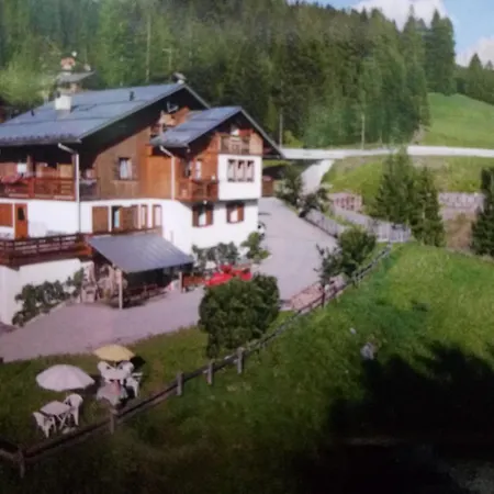 Hotel Garni La Rondine *