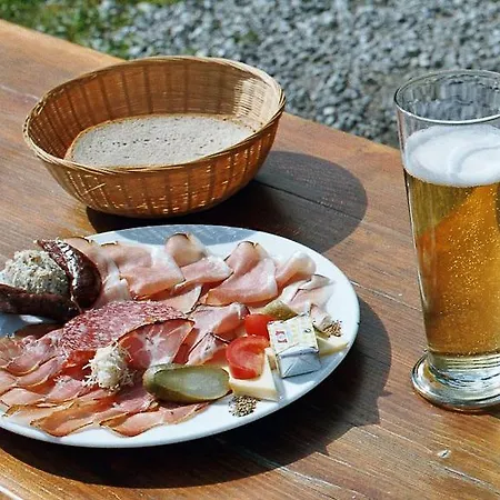 Garni La Rondine